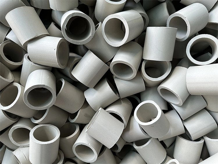 ceramic random packing for vinyl chloride processing